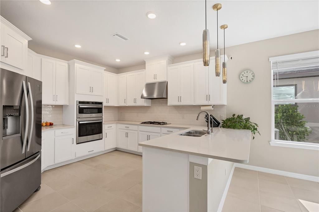 Active With Contract: $595,000 (4 beds, 3 baths, 2655 Square Feet)