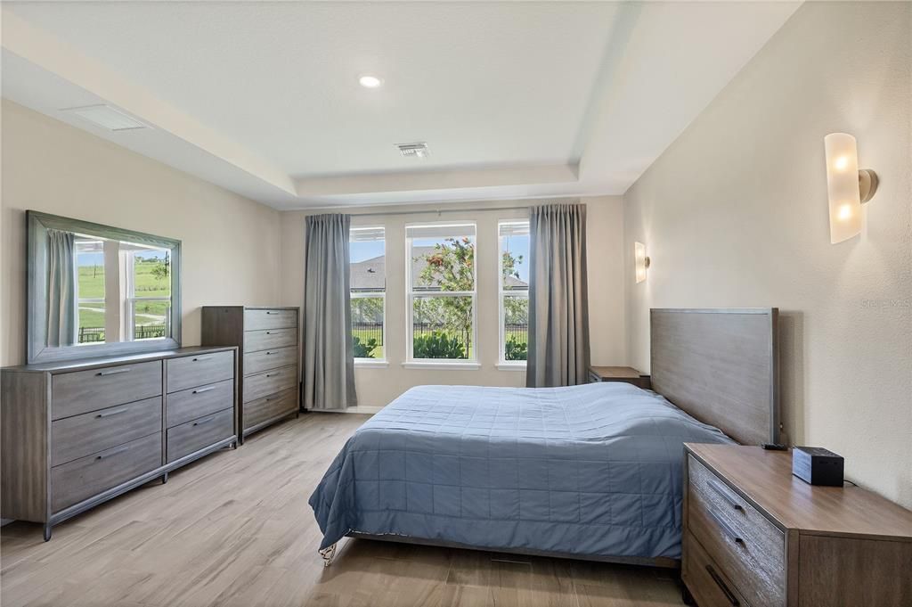 Active With Contract: $595,000 (4 beds, 3 baths, 2655 Square Feet)