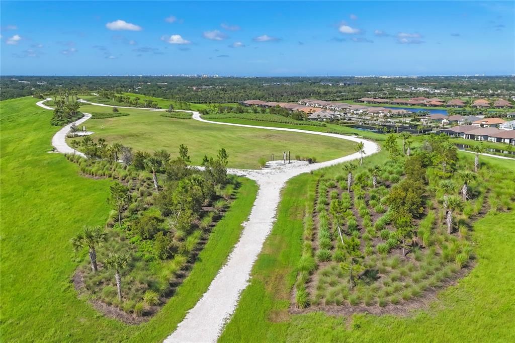 Active With Contract: $595,000 (4 beds, 3 baths, 2655 Square Feet)