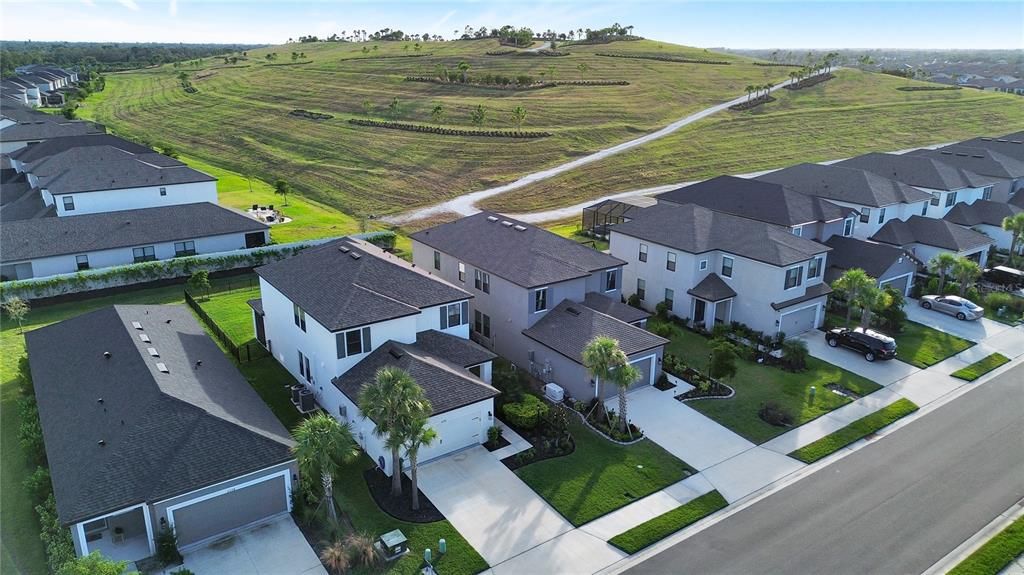 Active With Contract: $595,000 (4 beds, 3 baths, 2655 Square Feet)