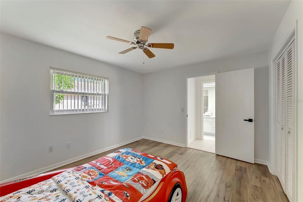 For Sale: $559,000 (3 beds, 2 baths, 2130 Square Feet)