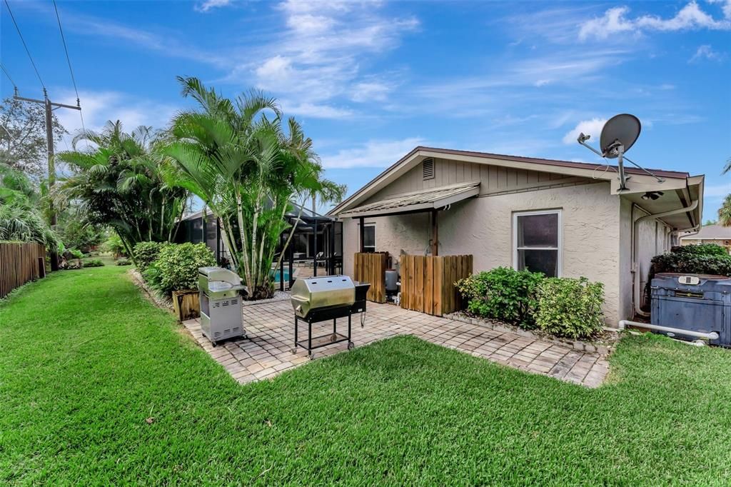 For Sale: $559,000 (3 beds, 2 baths, 2130 Square Feet)