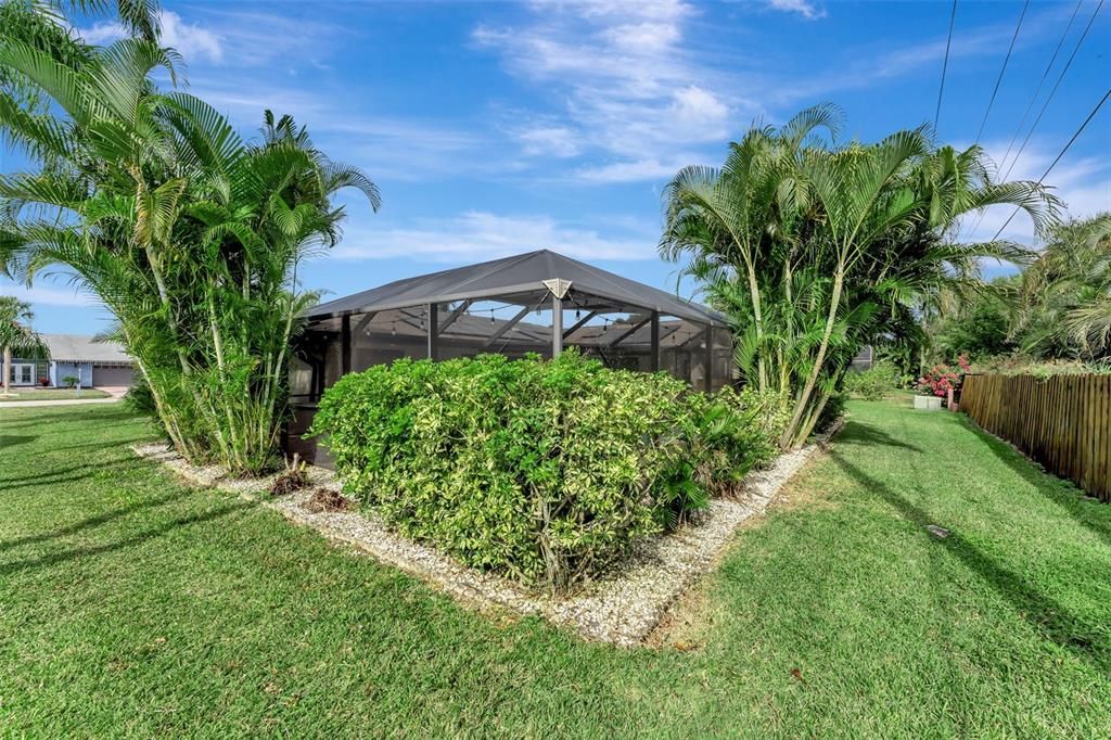 For Sale: $559,000 (3 beds, 2 baths, 2130 Square Feet)