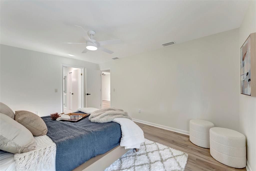 For Sale: $559,000 (3 beds, 2 baths, 2130 Square Feet)