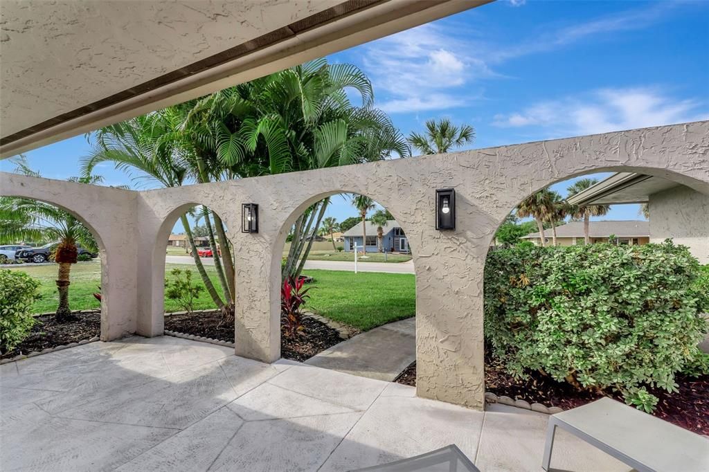 For Sale: $559,000 (3 beds, 2 baths, 2130 Square Feet)