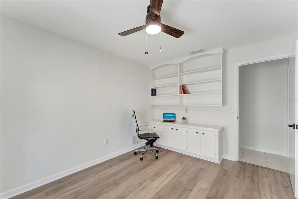 For Sale: $559,000 (3 beds, 2 baths, 2130 Square Feet)