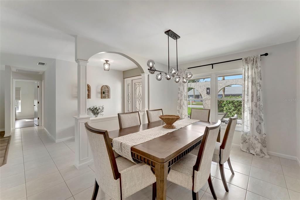 For Sale: $559,000 (3 beds, 2 baths, 2130 Square Feet)