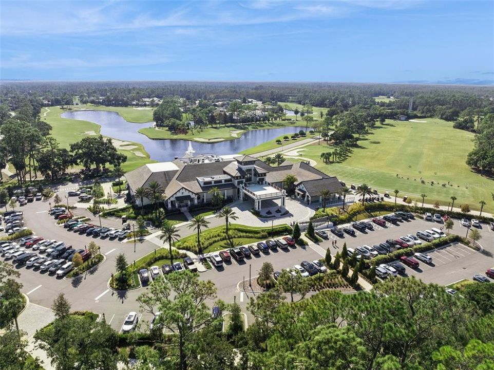 En Venta: $899,900 (4 camas, 3 baños, 2568 Pies cuadrados)