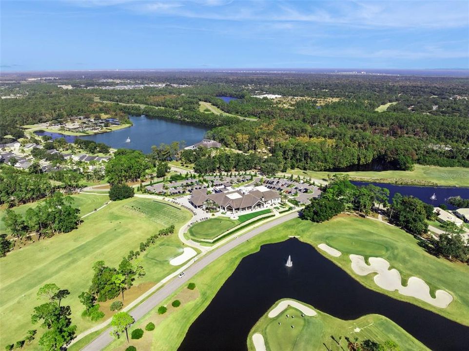 En Venta: $899,900 (4 camas, 3 baños, 2568 Pies cuadrados)