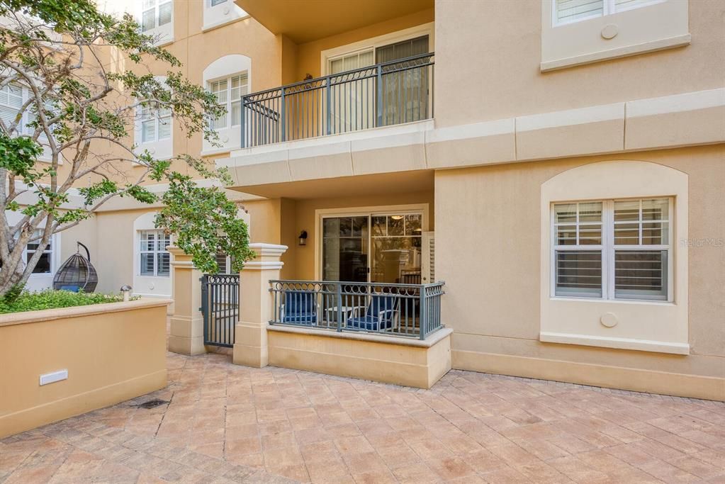 待售: $575,000 (3 贝兹, 2 浴室, 1425 平方英尺)