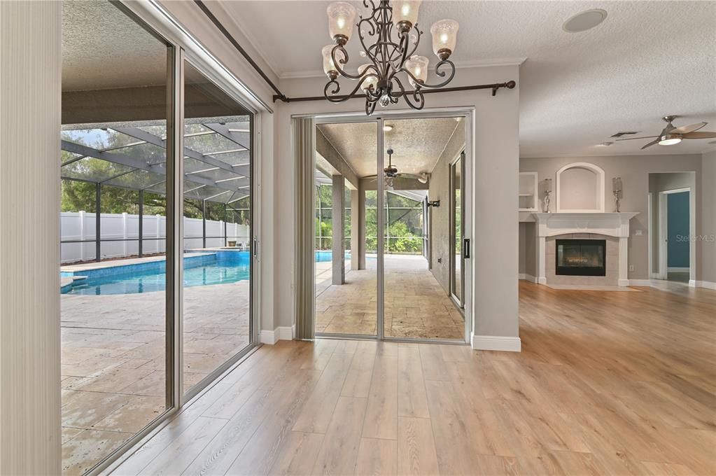 For Sale: $685,000 (5 beds, 3 baths, 3364 Square Feet)