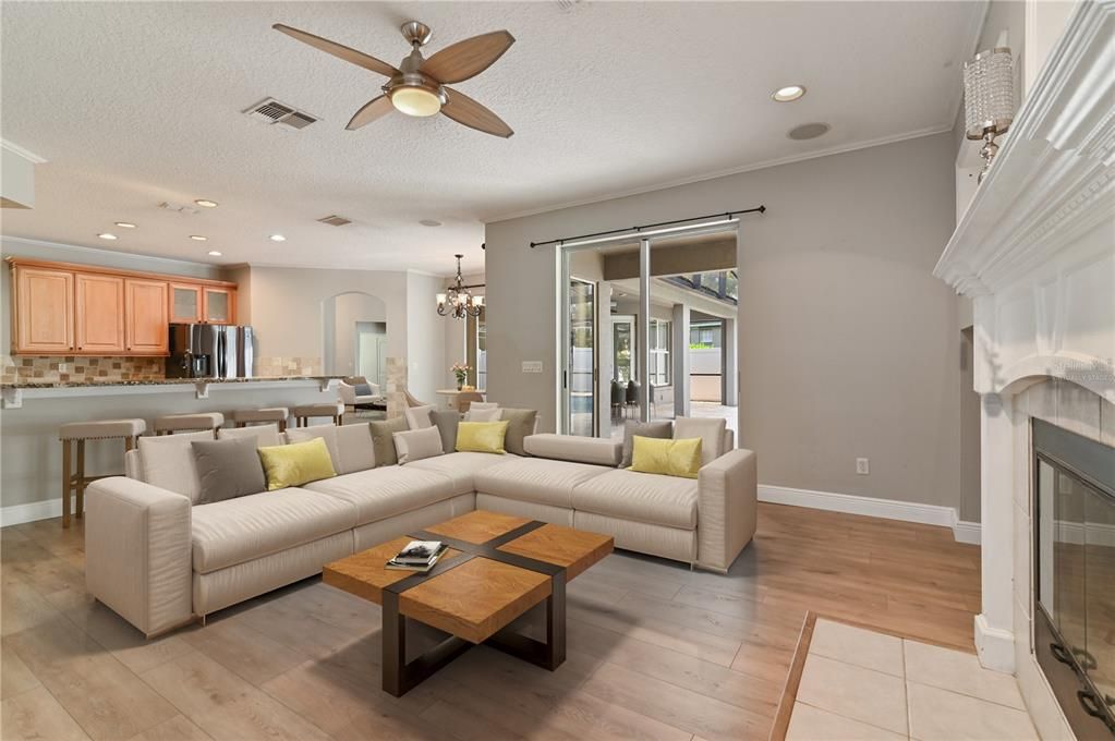 For Sale: $685,000 (5 beds, 3 baths, 3364 Square Feet)