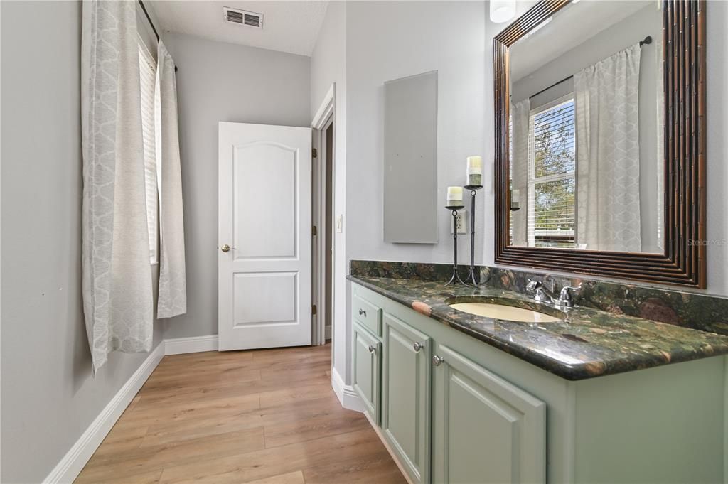 For Sale: $685,000 (5 beds, 3 baths, 3364 Square Feet)