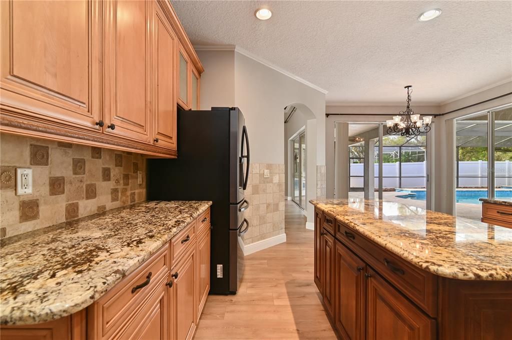 For Sale: $685,000 (5 beds, 3 baths, 3364 Square Feet)