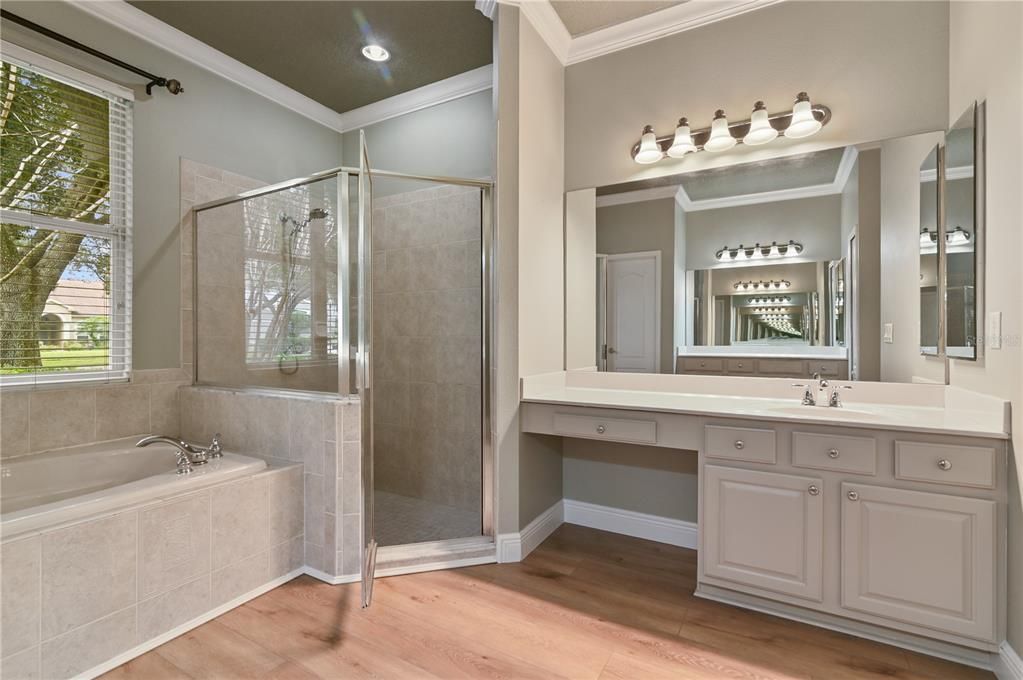 For Sale: $685,000 (5 beds, 3 baths, 3364 Square Feet)