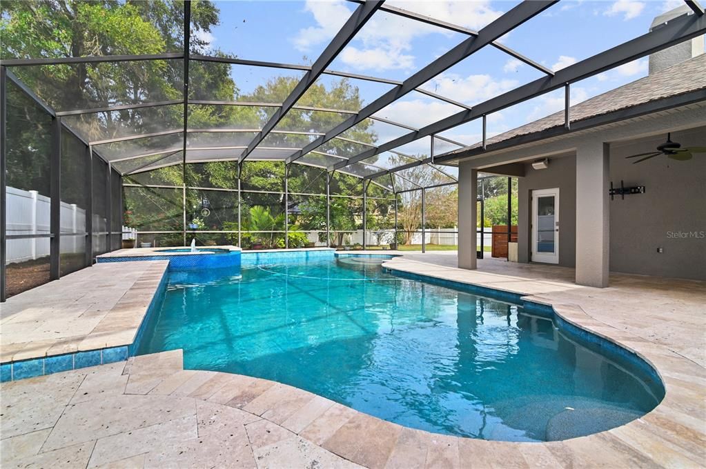 For Sale: $685,000 (5 beds, 3 baths, 3364 Square Feet)