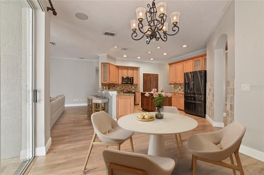 For Sale: $685,000 (5 beds, 3 baths, 3364 Square Feet)