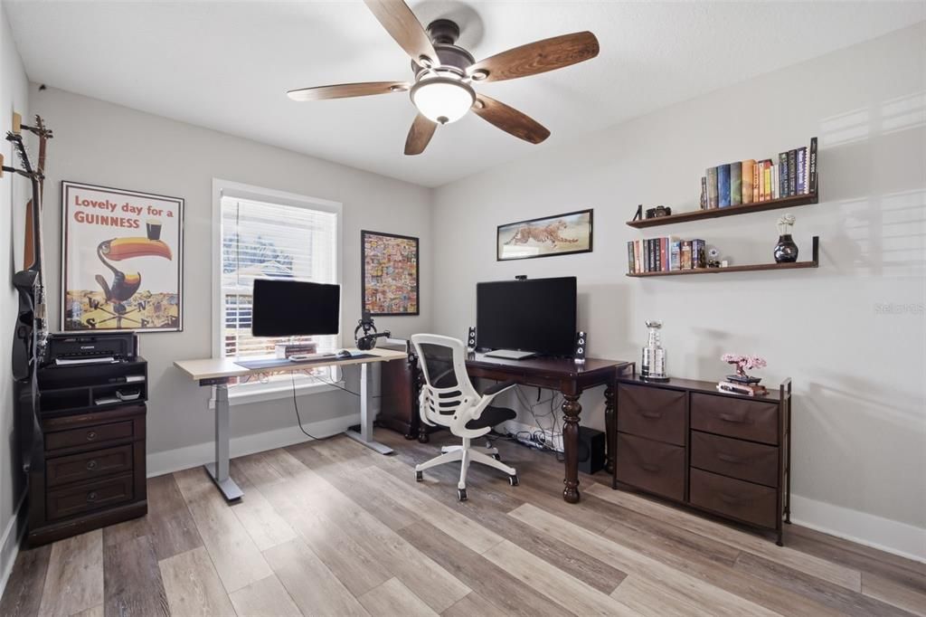 For Sale: $525,000 (3 beds, 2 baths, 1636 Square Feet)