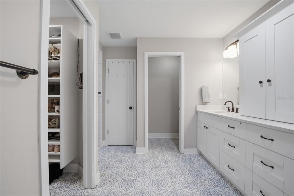 For Sale: $525,000 (3 beds, 2 baths, 1636 Square Feet)