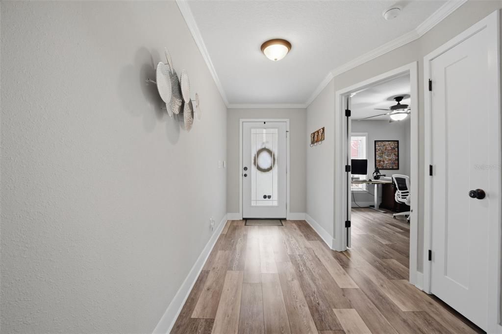 For Sale: $525,000 (3 beds, 2 baths, 1636 Square Feet)