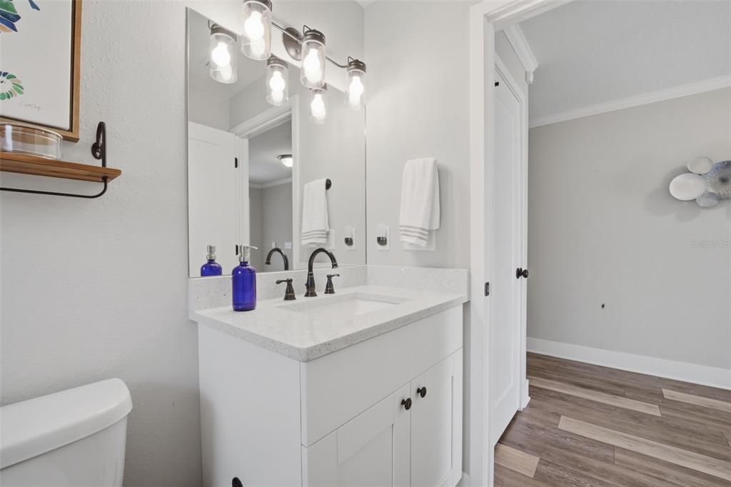 For Sale: $525,000 (3 beds, 2 baths, 1636 Square Feet)