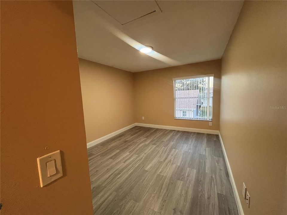 待售: $294,900 (3 贝兹, 2 浴室, 1582 平方英尺)