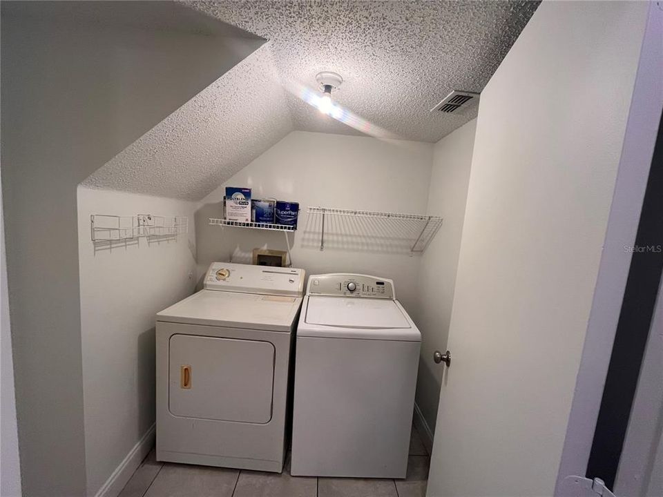 待售: $294,900 (3 贝兹, 2 浴室, 1582 平方英尺)