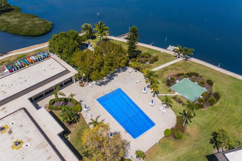 For Sale: $549,000 (2 beds, 2 baths, 1152 Square Feet)