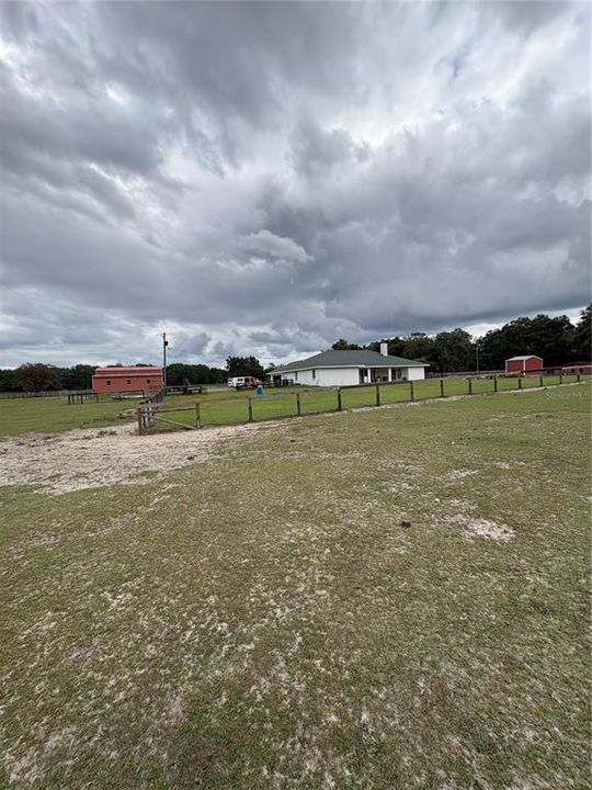 For Sale: $1,100,000 (4 beds, 2 baths, 2473 Square Feet)