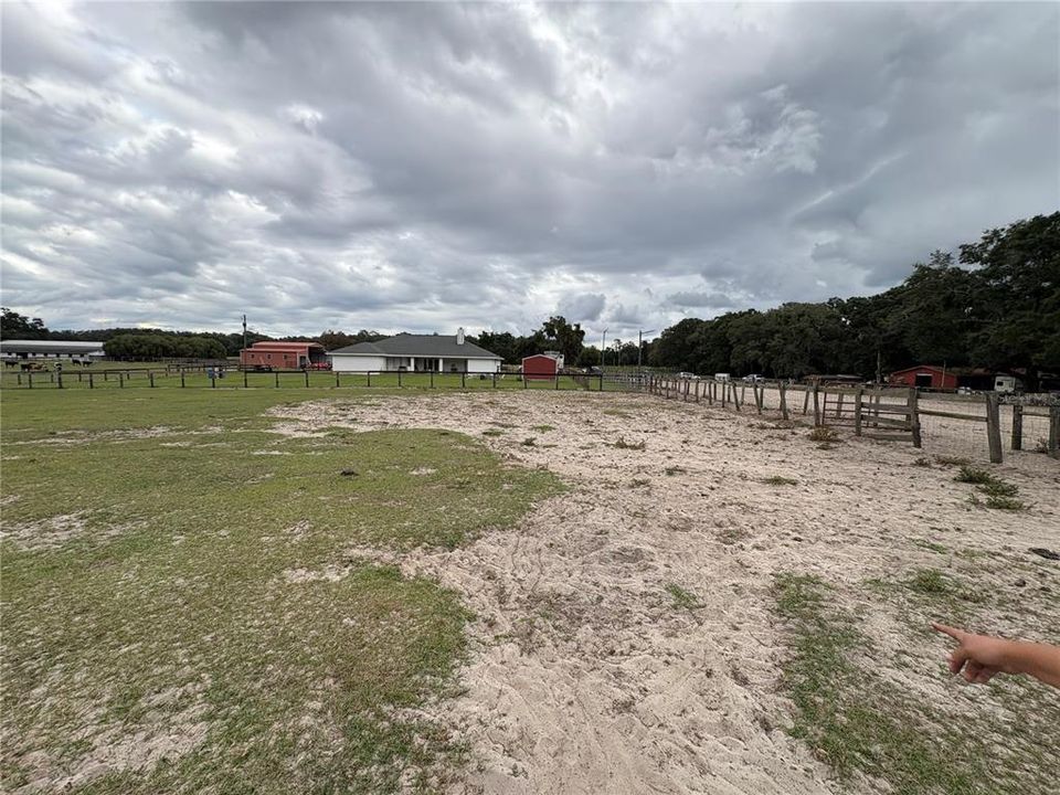 For Sale: $1,100,000 (4 beds, 2 baths, 2473 Square Feet)