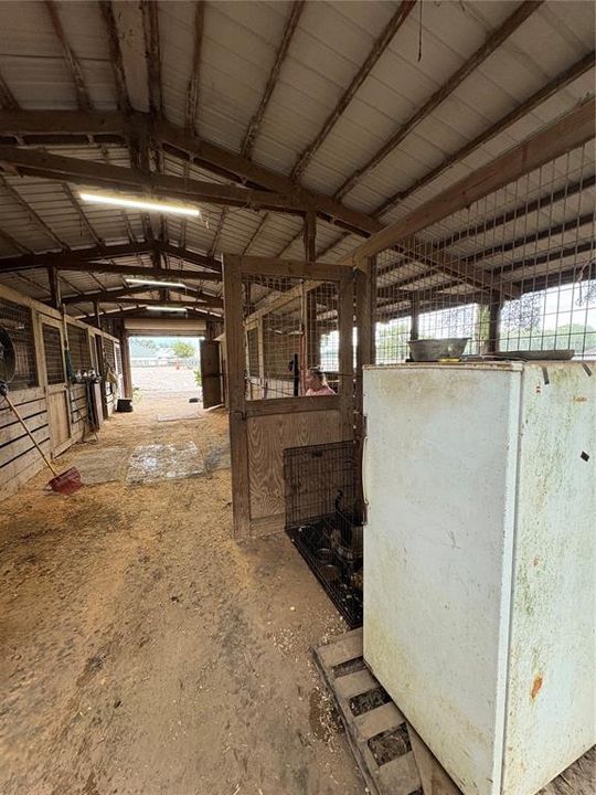 For Sale: $1,100,000 (4 beds, 2 baths, 2473 Square Feet)