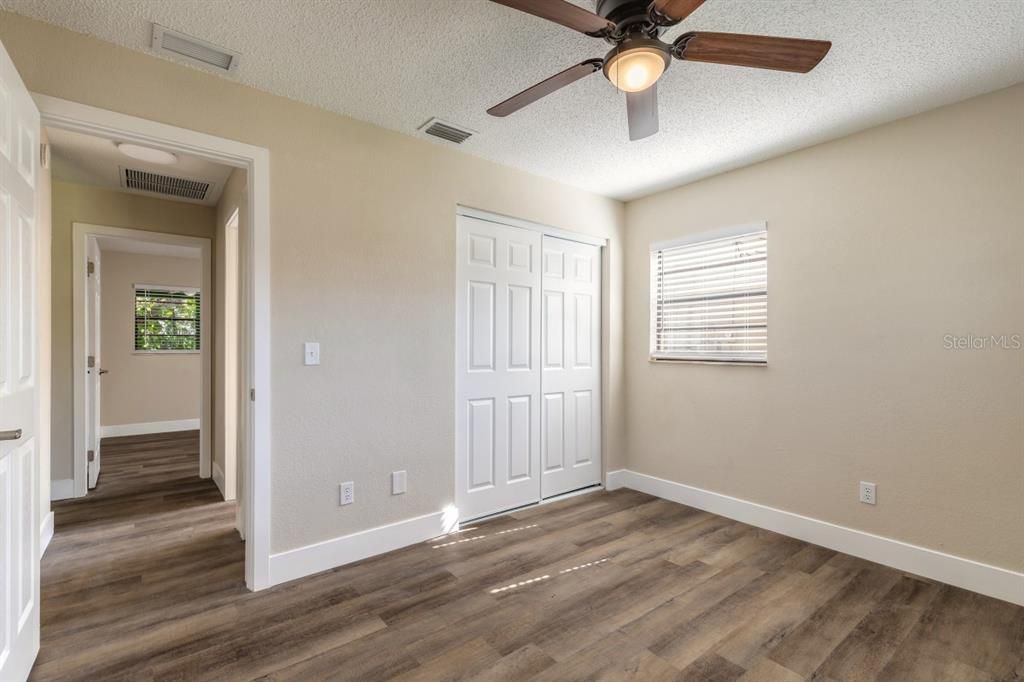 待售: $318,000 (3 贝兹, 2 浴室, 1243 平方英尺)