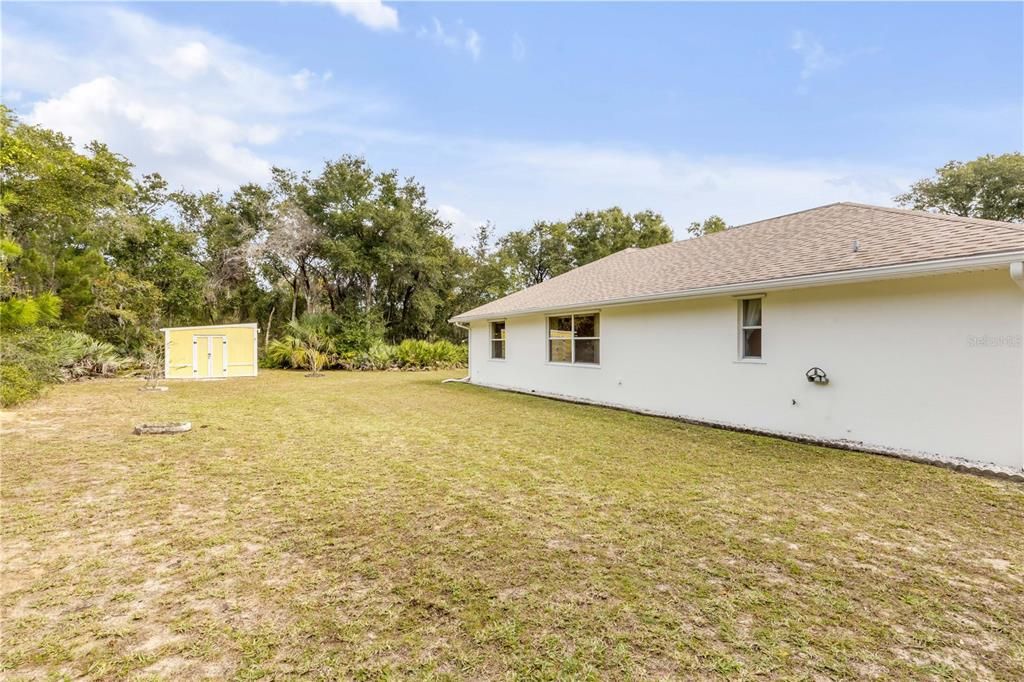 合同活跃: $599,000 (3 贝兹, 3 浴室, 2270 平方英尺)