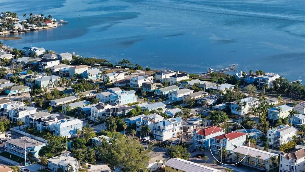 En Venta: $1,100,000 (3 camas, 2 baños, 1673 Pies cuadrados)