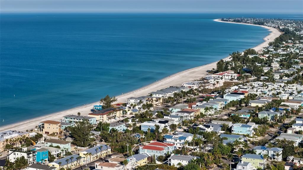 En Venta: $1,100,000 (3 camas, 2 baños, 1673 Pies cuadrados)