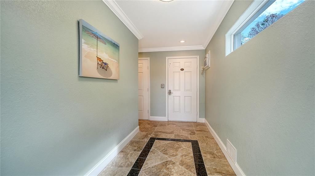 En Venta: $1,100,000 (3 camas, 2 baños, 1673 Pies cuadrados)