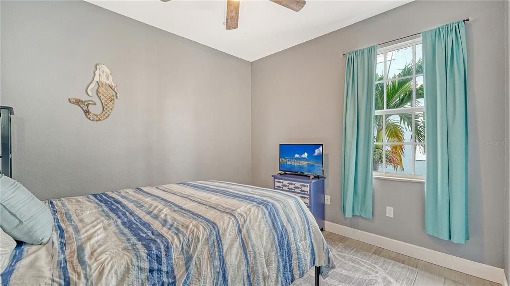 En Venta: $1,100,000 (3 camas, 2 baños, 1673 Pies cuadrados)