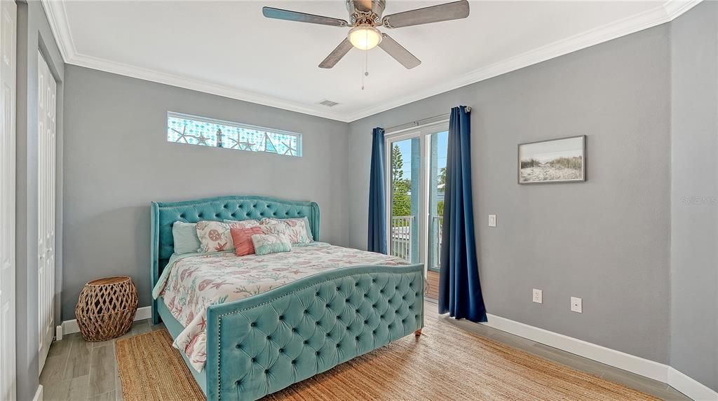 En Venta: $1,100,000 (3 camas, 2 baños, 1673 Pies cuadrados)