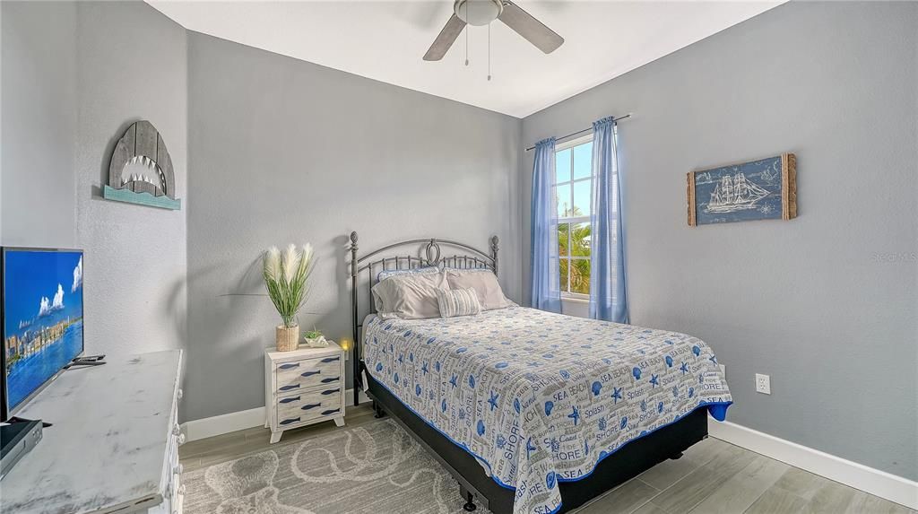 En Venta: $1,100,000 (3 camas, 2 baños, 1673 Pies cuadrados)