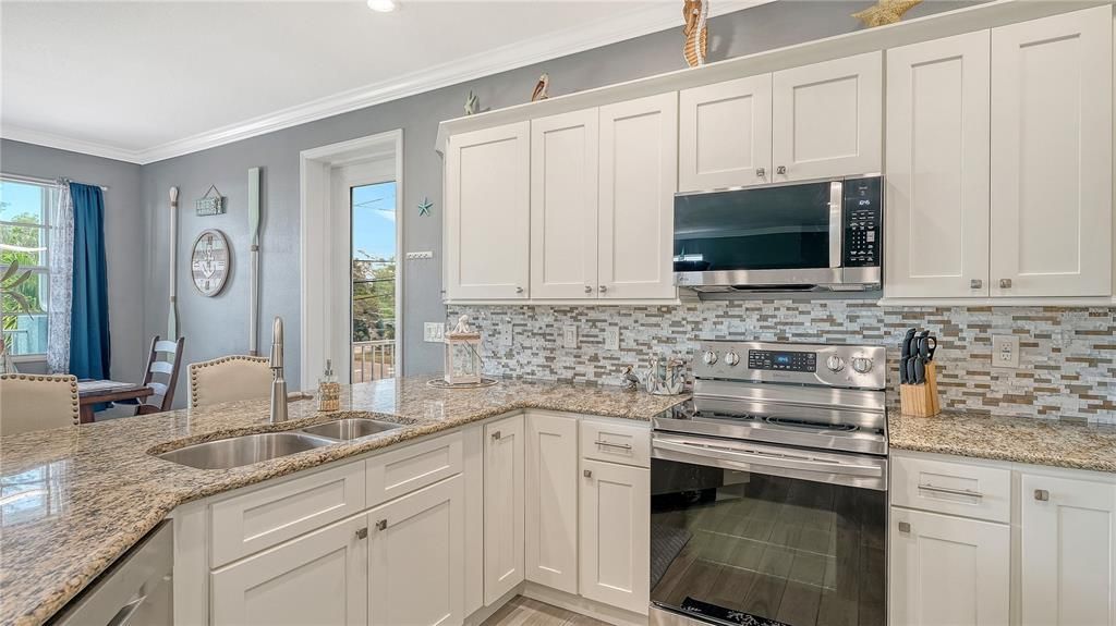 En Venta: $1,100,000 (3 camas, 2 baños, 1673 Pies cuadrados)