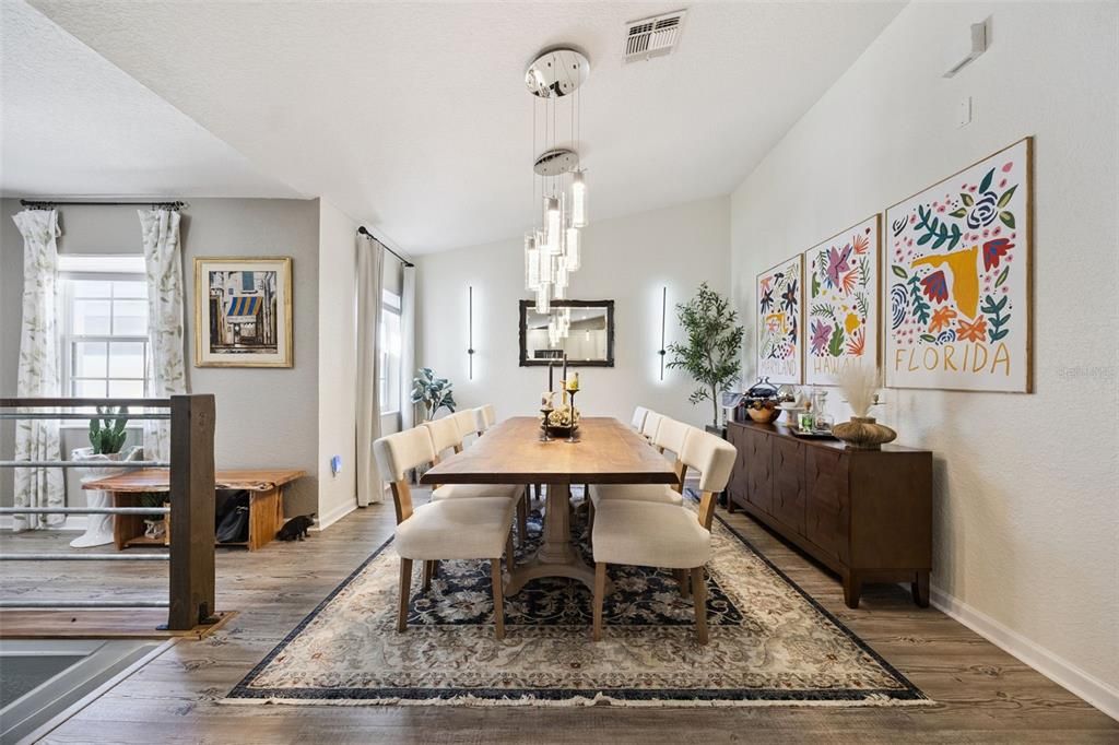 For Sale: $329,000 (3 beds, 2 baths, 1864 Square Feet)