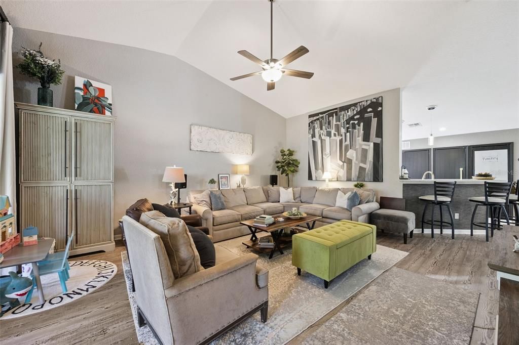 For Sale: $329,000 (3 beds, 2 baths, 1864 Square Feet)