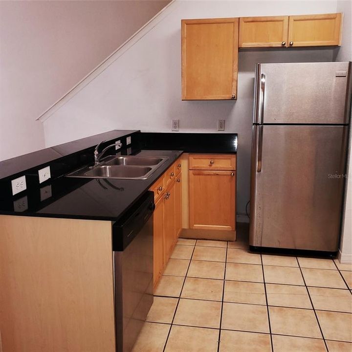 For Rent: $1,875 (3 beds, 2 baths, 1736 Square Feet)