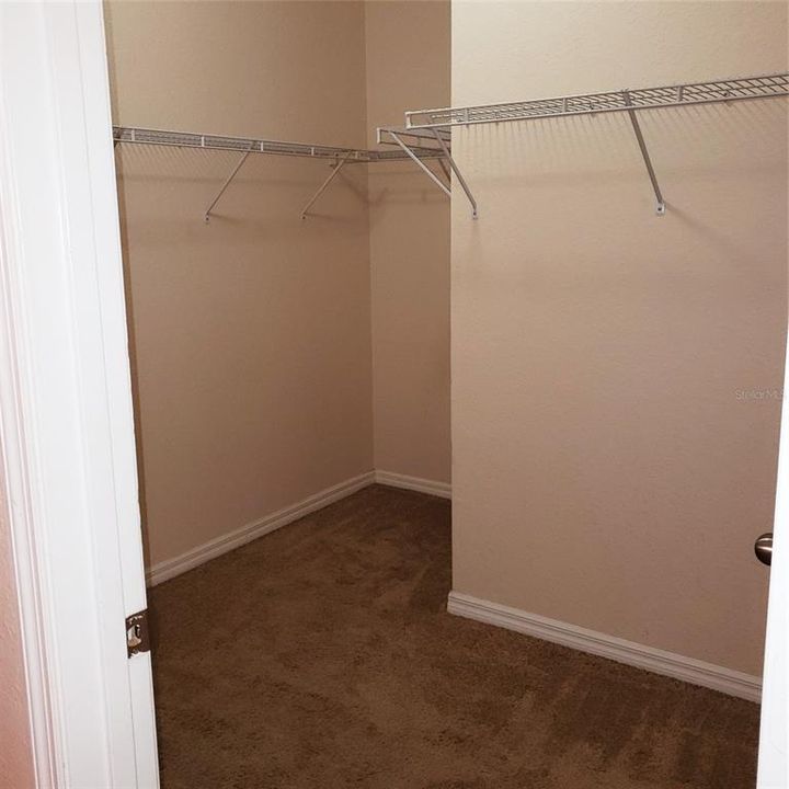 For Rent: $1,875 (3 beds, 2 baths, 1736 Square Feet)