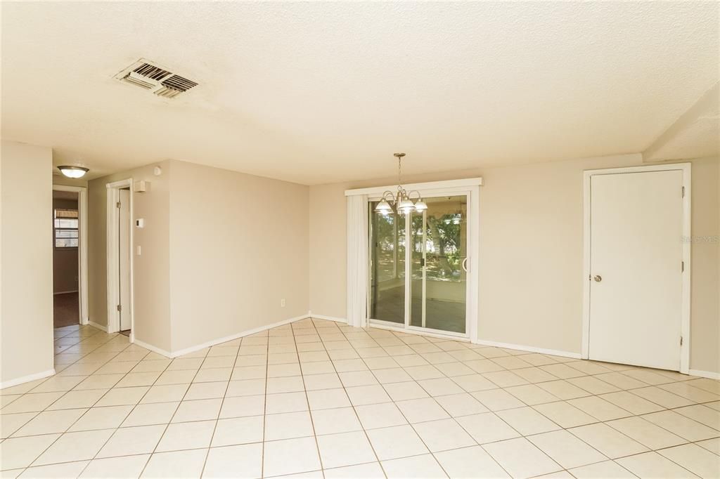 For Rent: $1,655 (3 beds, 2 baths, 1246 Square Feet)