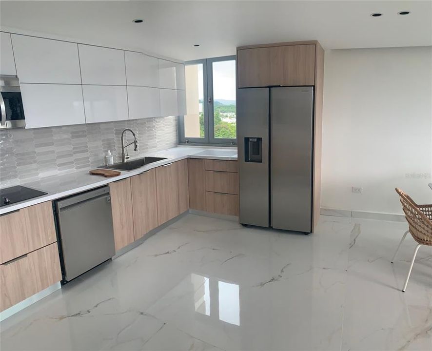 В аренду: $3,000 (2 спален, 2 ванн, 0 Квадратных фут)