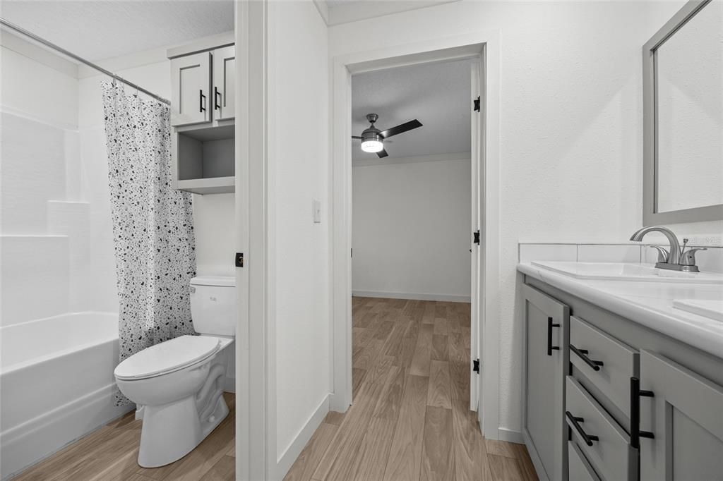 En Venta: $338,900 (3 camas, 2 baños, 1560 Pies cuadrados)