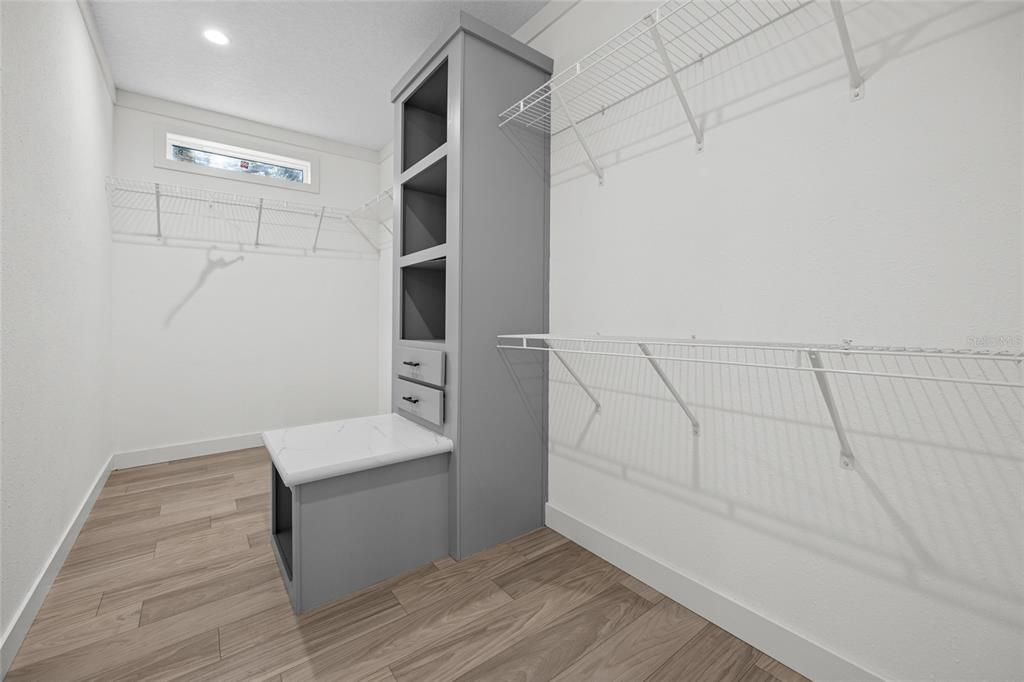 En Venta: $338,900 (3 camas, 2 baños, 1560 Pies cuadrados)