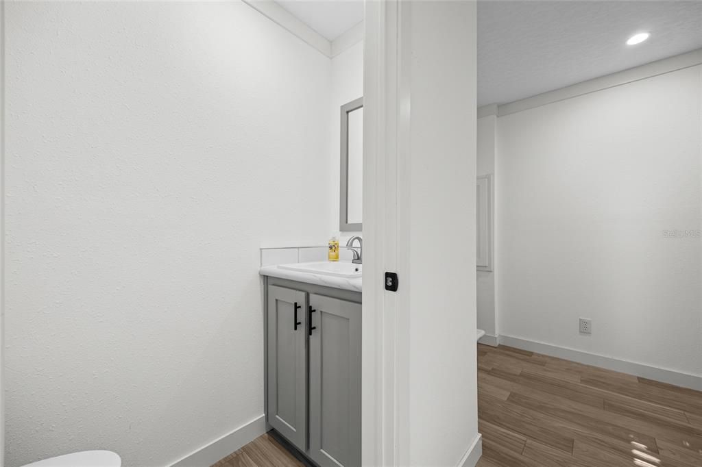 En Venta: $338,900 (3 camas, 2 baños, 1560 Pies cuadrados)