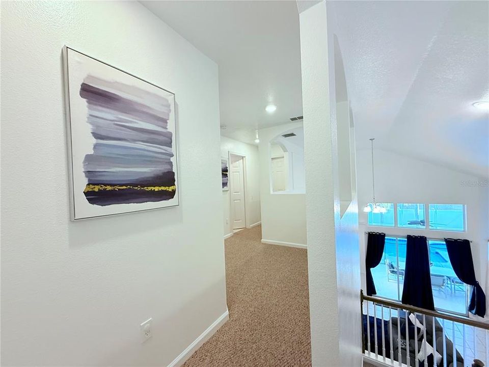 For Sale: $585,000 (5 beds, 3 baths, 2255 Square Feet)